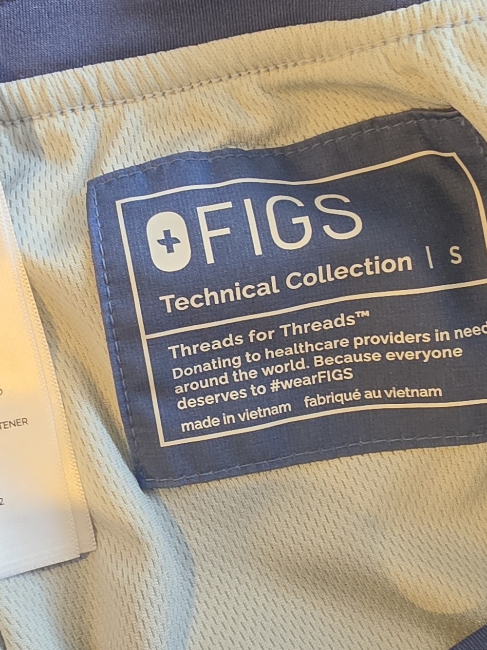 Blue Ombre Scrub Top, Pants, And Underscrub - Picture 4 of 8